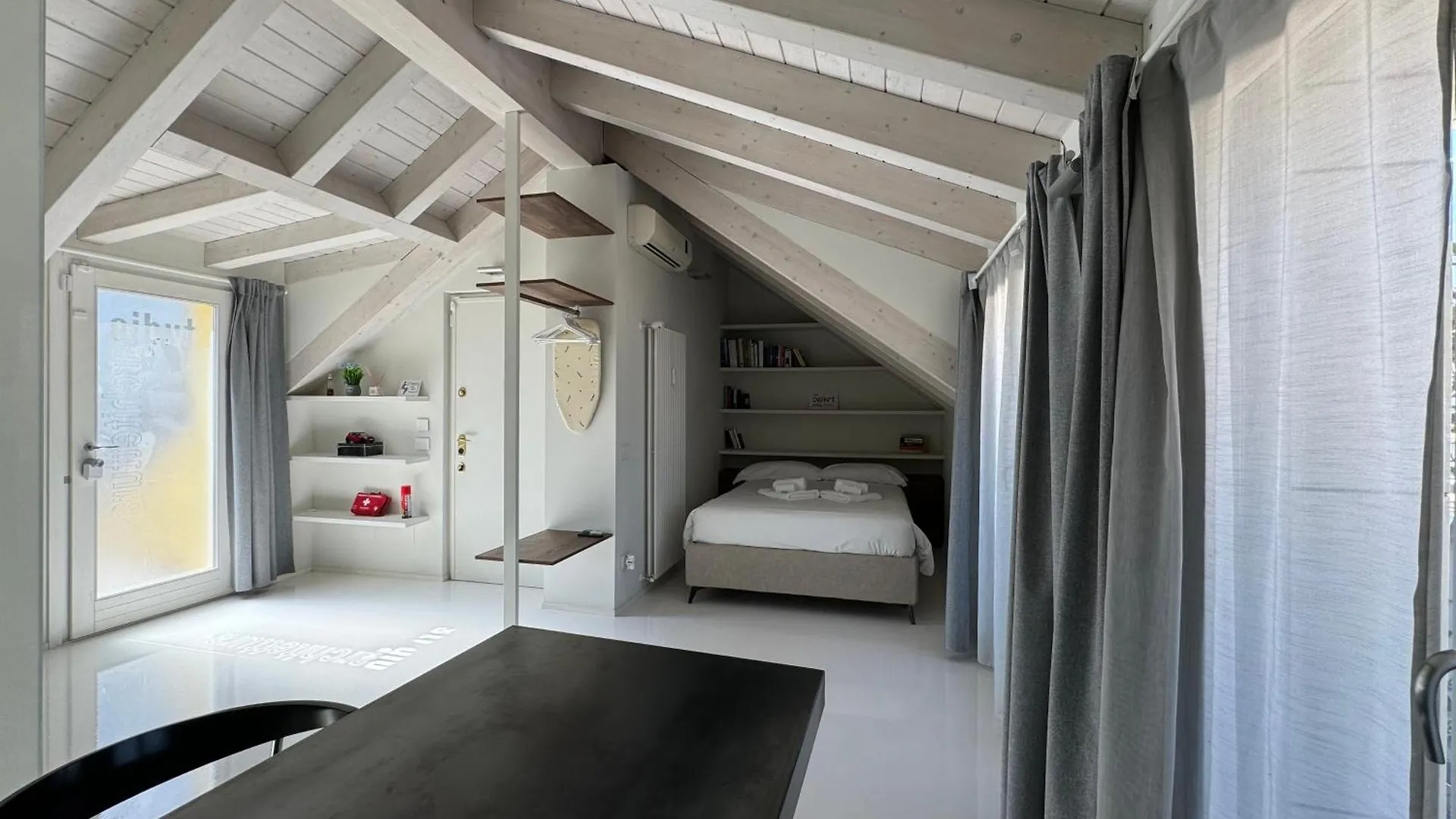 Apartment Corso Como Vibes Studio - Wifi - Next To Metro Milan